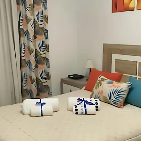Charming Centre In With Parking Appartement *